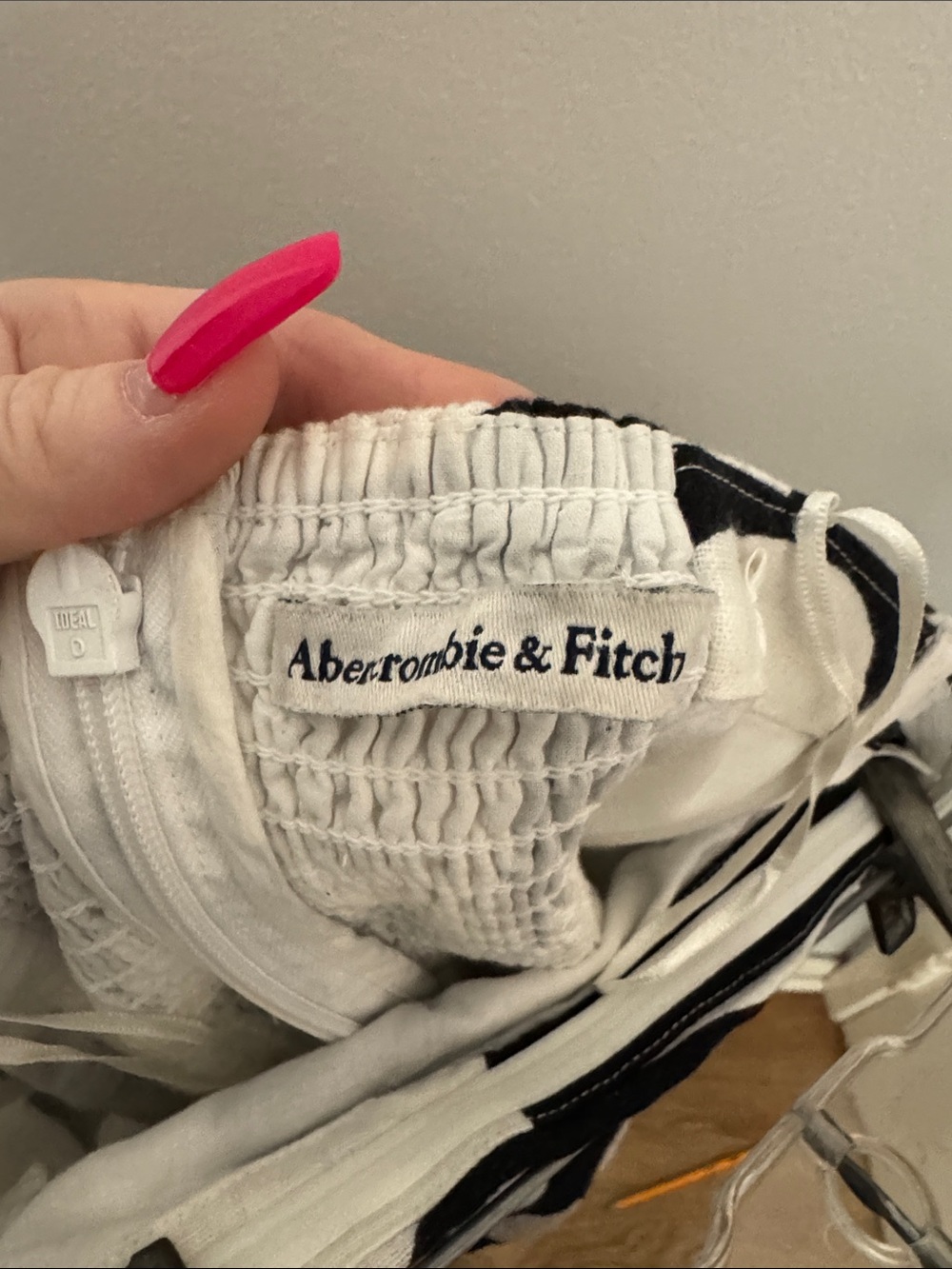 Abercrombie & Fitch-Black & White Abstract Print Dress - Picture 4 of 5